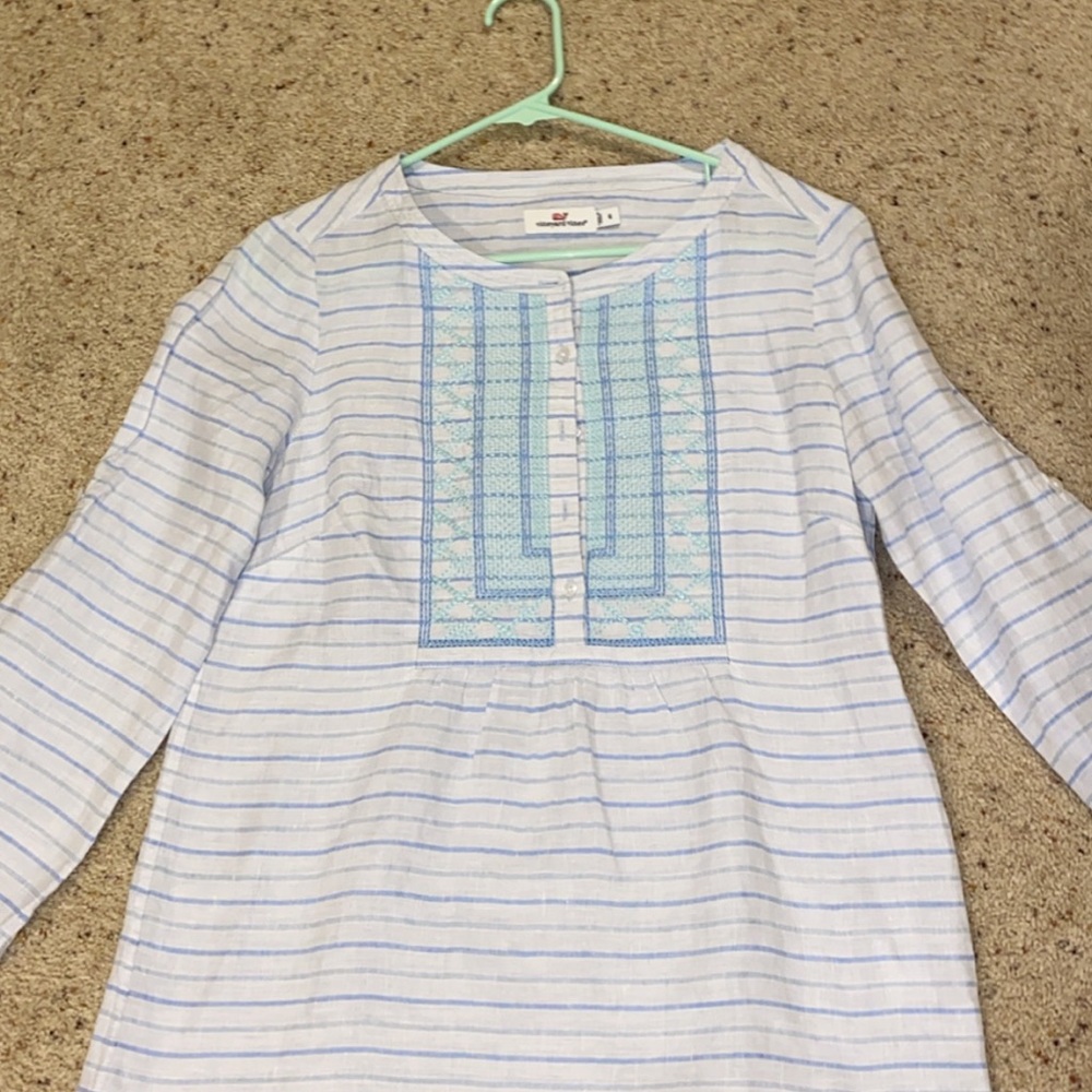 Vineyard Vines embroidered shirt